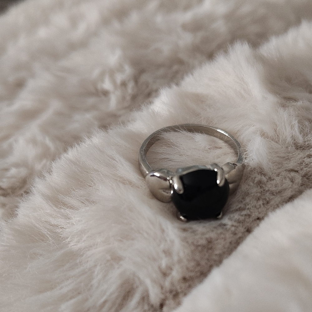 Black Gemstone Ring